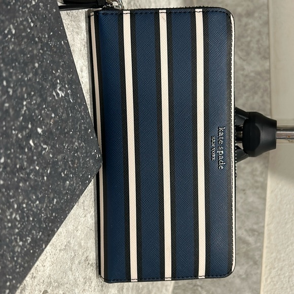 kate spade Handbags - Kate Spade NY Cameron